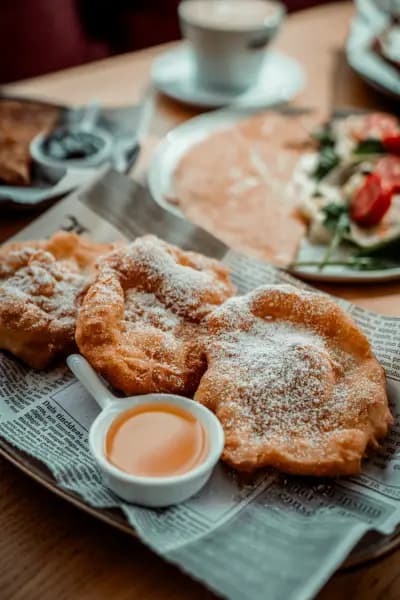 NOA Bar & Brunch