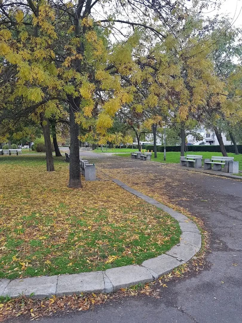 Парк „Велека“