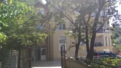 Апартаменти Бизоне