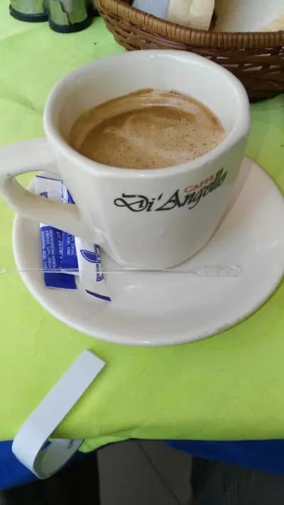 Хотел “Естреа“