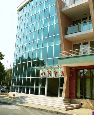 ONYX