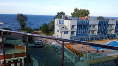 Emerald Hotel