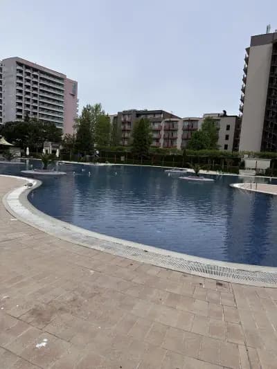 ROYAL BEACH HOTEL apartment