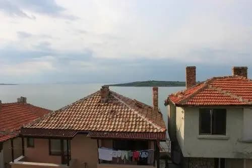 Семеен Хотел Емилия