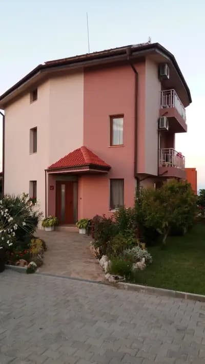 Къща за Гости Зенит