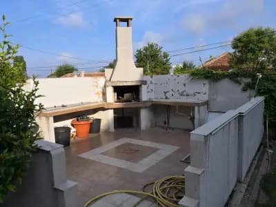 Templum Yovis Apartments