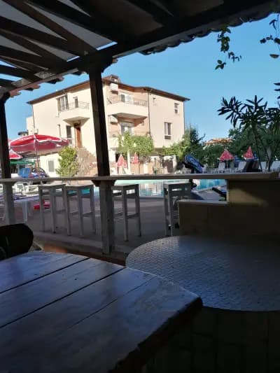 Hotel Black Sea - Breakfast, Pool & Free Parking