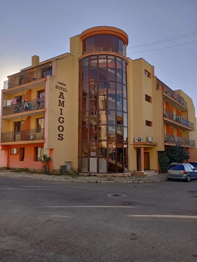 Hotel Amigos