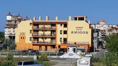 Hotel Amigos