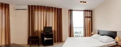 Vemara Club Hotel