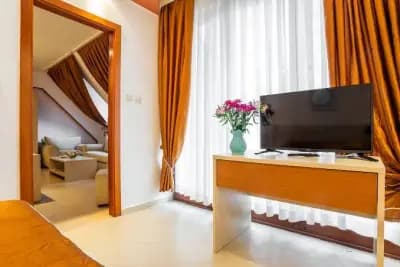 Family Hotel Gold Pearl