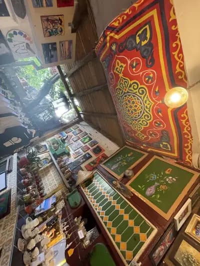 Арт Ателие Дворът (Art atelier Dvorat) (Back Yard Gallery)