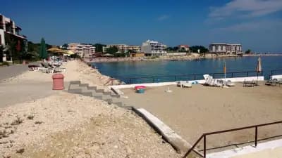 White Coast Beach Apartments