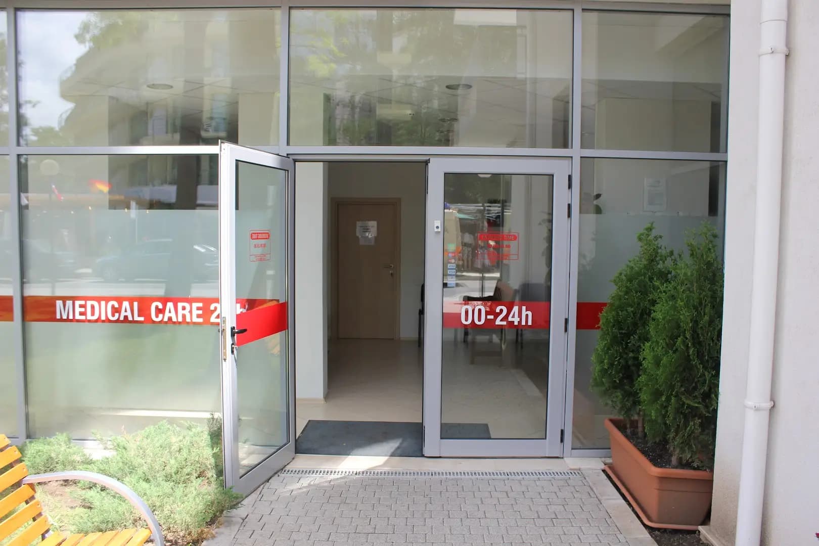 MEDICAL CENTER NEPTUN BEACH