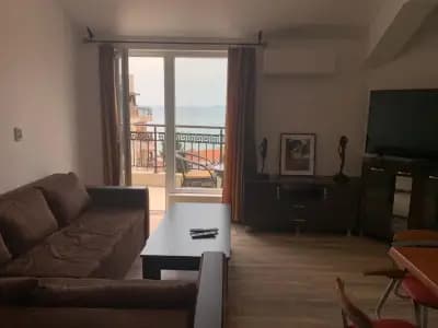 Marina Bay Apart Saint Vlas