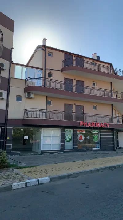Marina Bay Apart Saint Vlas