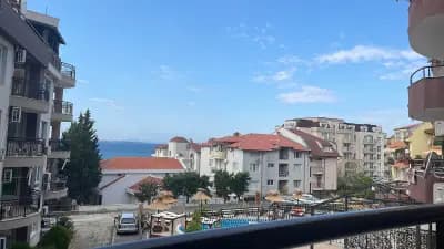 Marina Bay Apart