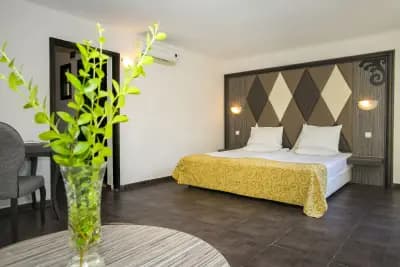 Villas Elenite