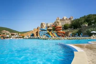 Premium Villas Elenite