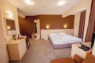 Санта Мария хотел / Santa Maria Hotel