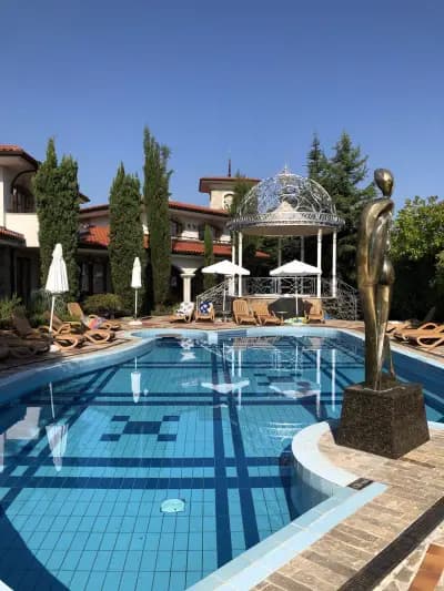 Helena VIP Villas and Suites