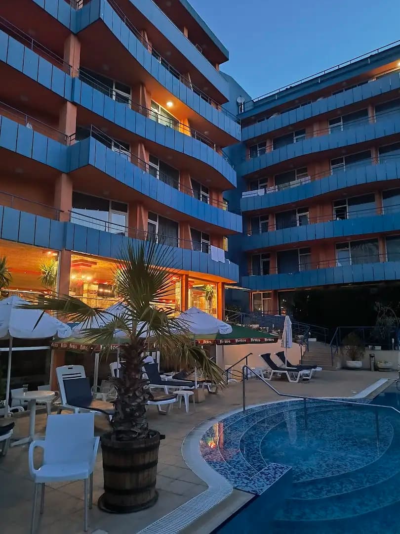 Amaris Hotel - All inclusive - Free parking