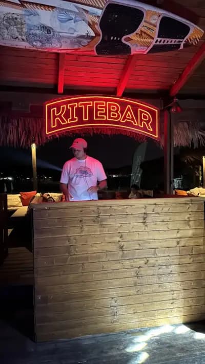 Kite bar