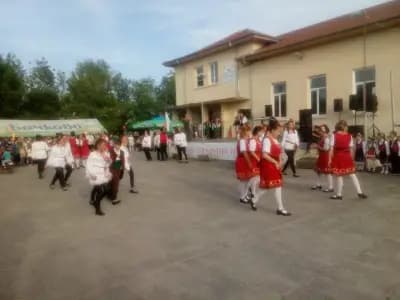 Народно читалище „Светлина“