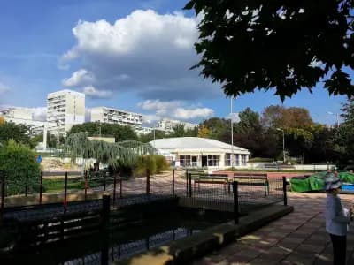 Скейт Парк Младост
