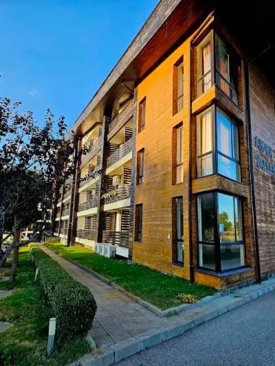 Stylish studio's Aspen Valley