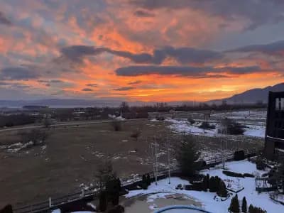 Stylish studio's Aspen Valley