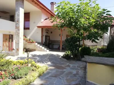 Mountain View Vacation Home