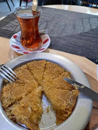 Турска сладкарница Simit Evi
