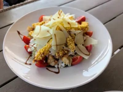 Flora beach bar & food - Arkutino