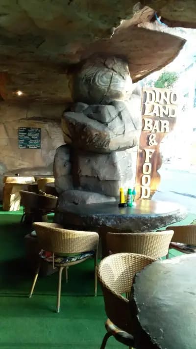 Dino Bar Restaurant