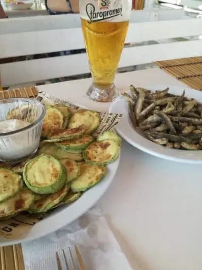 Beach Bar Golden Apple