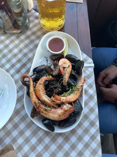 Sea view restaurant and bar EOS