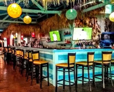 Beach Bar Bubbles