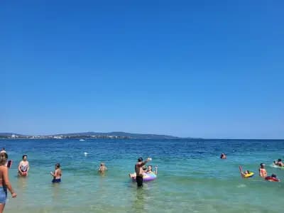 Ариана Хотел