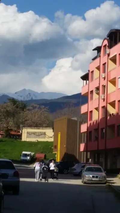 Yana Apartments