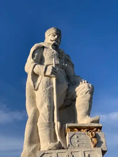 Мемориален комплекс "Вълчан войвода"