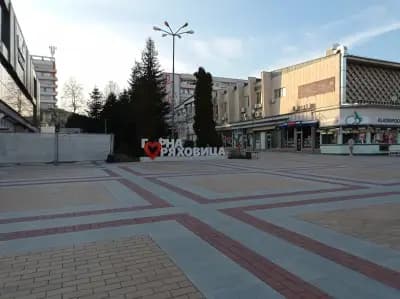 Площад „Георги Измирлиев“