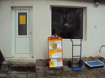 DHL Express Service Point