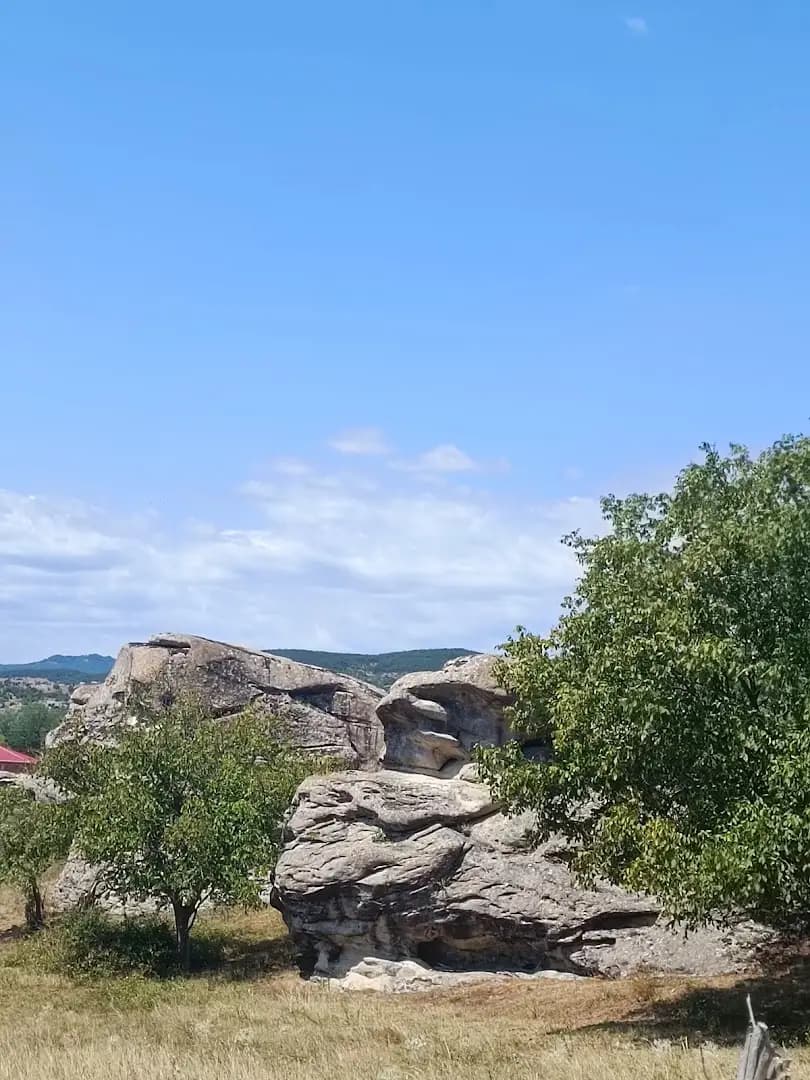 Природна забележителност „Лъвът“