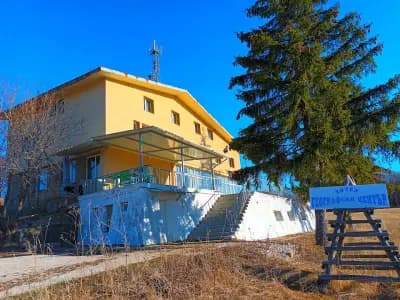 Географски център на България