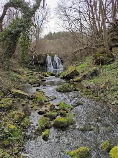 Иваниловски водопад