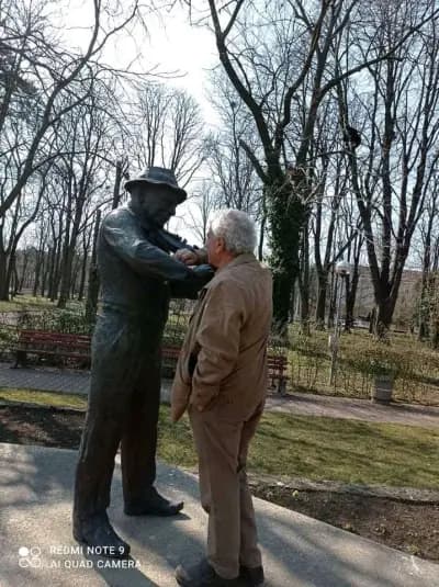 Паметник на Тодор Колев