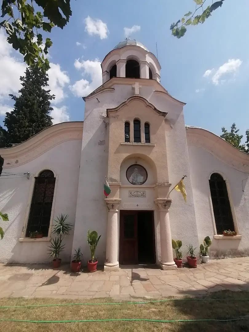 Храм „Свети Атанасий“