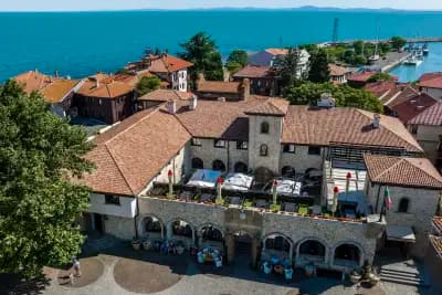 Castro Mesembria Boutique Hotel