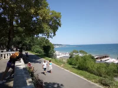 Централен вход Морска градина